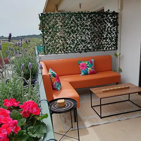Апартаменты Cosy T3, Proche Centre Экс-ан-Прованс